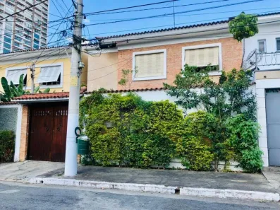 Casa com 3 Quartos à venda, 225m² no Vila Cordeiro, São Paulo