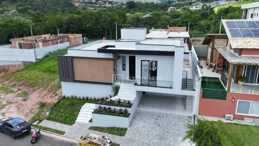 Casa de Condomínio com 3 Quartos à venda, 200m² no Nova Gardênia, Atibaia