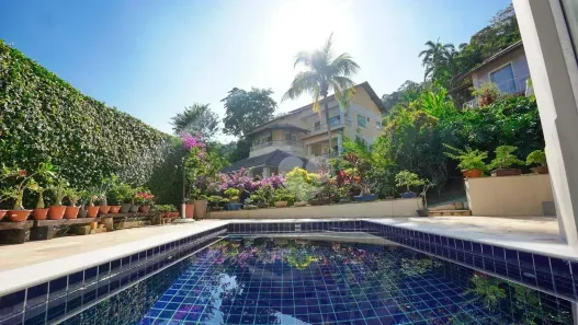 Casa de Condomínio com 3 Quartos à venda, 203m² no Vargem Pequena, Rio de Janeiro