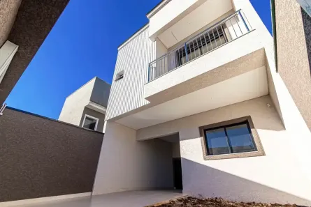 Sobrado com 3 Quartos à venda, 137m² no Boqueirão, Curitiba