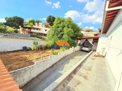Casa com 3 Quartos à venda, 188m² no Santo André, Belo Horizonte