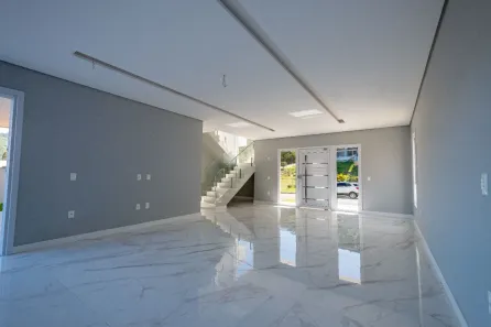 Casa de Condomínio com 4 Quartos à venda, 379m² no Ingleses do Rio Vermelho, Florianópolis