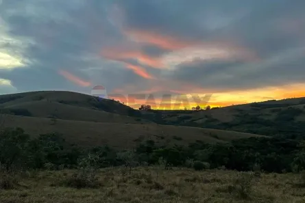 Fazenda/Sítio à venda, 680000m² no , Andrelândia