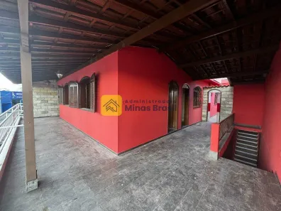 Casa com 4 Quartos para alugar, 220m² no Industrial, Contagem
