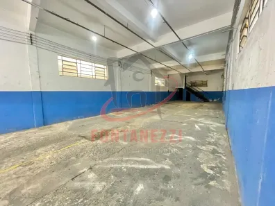 Galpão/Depósito/Armazém à venda, 555m² no Parque Capuava, Santo André