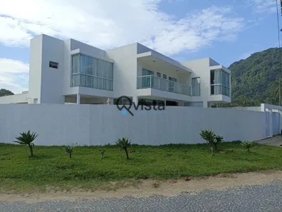 Casa com 4 Quartos à venda, 300m² no Guaiúba, Guarujá