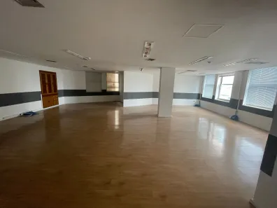 Sala Comercial para alugar, 296m² no República, São Paulo