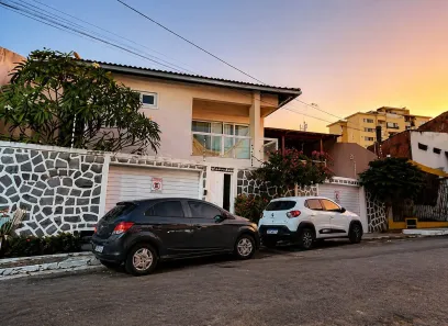 Casa com 3 Quartos à venda, 196m² no Centro, Lauro de Freitas