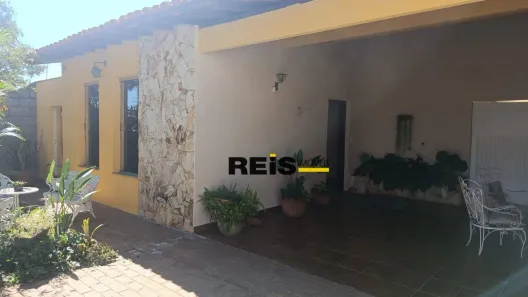 Casa com 3 Quartos para venda ou aluguel, 181m² no Jardim Santa Rosália, Sorocaba