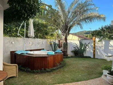 Casa de Condomínio com 4 Quartos à venda, 225m² no Bosque, Vinhedo