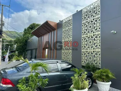 Ponto Comercial à venda, 1000m² no Padre Miguel, Rio de Janeiro