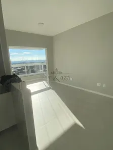 Apartamento com 2 Quartos à venda, 69m² no Centro, Jacareí