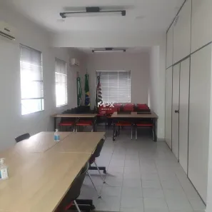 Imóvel Comercial com 4 Quartos à venda, 210m² no Centro, Piracicaba