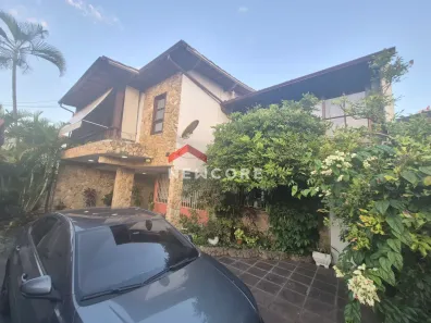 Casa com 4 Quartos à venda, 415m² no Piratininga, Niterói