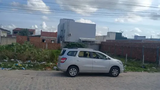 Lote/Terreno à venda, 200m² no Indústrias, João Pessoa