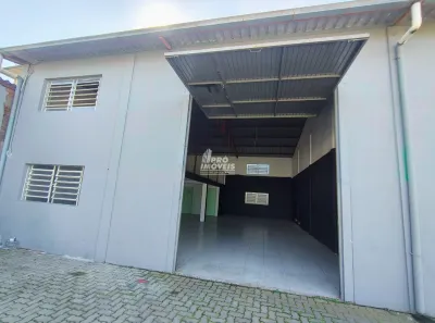Galpão/Depósito/Armazém com 2 Quartos para alugar, 192m² no Nonoai, Santa Maria