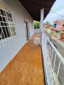 Sobrado com 3 Quartos à venda, 180m² no Núcleo Residencial Tutunas, Uberaba