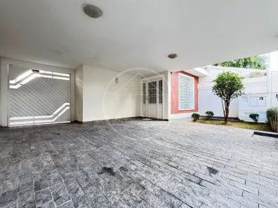 Casa com 3 Quartos à venda, 180m² no Santo Amaro, São Paulo
