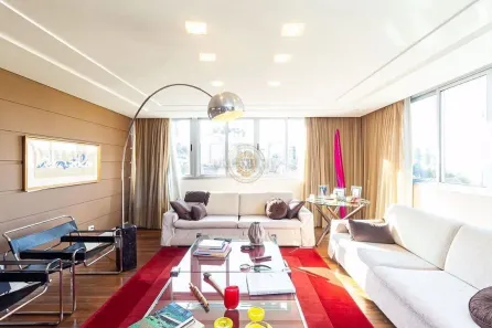 Apartamento com 4 Quartos para alugar, 300m² no Centro, Curitiba
