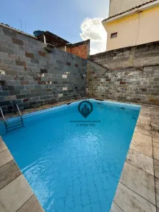 Casa com 4 Quartos à venda, 200m² no Senador Camará, Rio de Janeiro