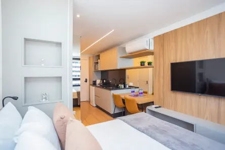 Apartamento com 1 Quarto para alugar, 18m² no Centro, Curitiba
