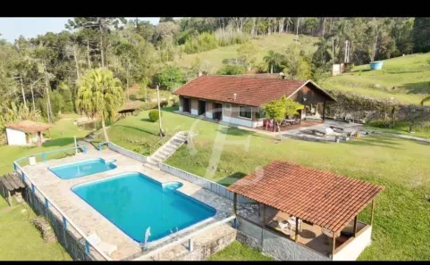 Fazenda/Sítio com 5 Quartos à venda, 585m² no , São Lourenço da Serra
