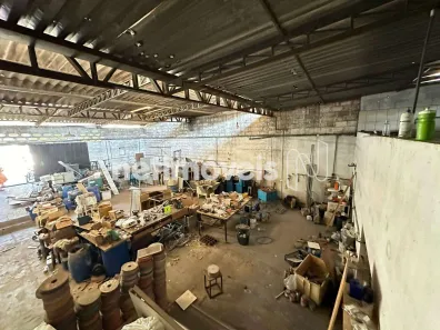 Galpão/Depósito/Armazém à venda, 360m² no Novo Glória, Belo Horizonte