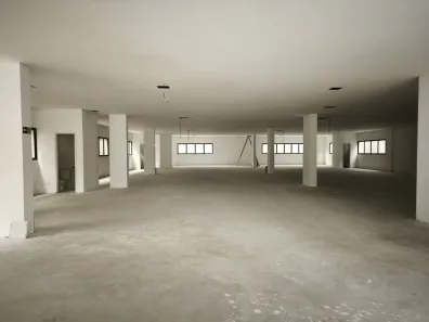 Galpão/Depósito/Armazém à venda, 560m² no Jardim Apolo I, São José dos Campos