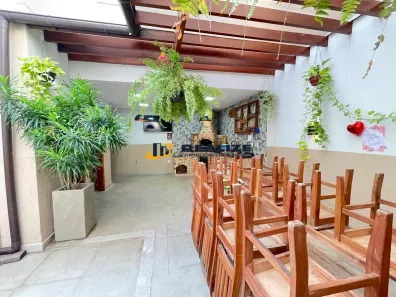 Casa com 4 Quartos à venda, 205m² no Parque Tropical, Campos dos Goytacazes