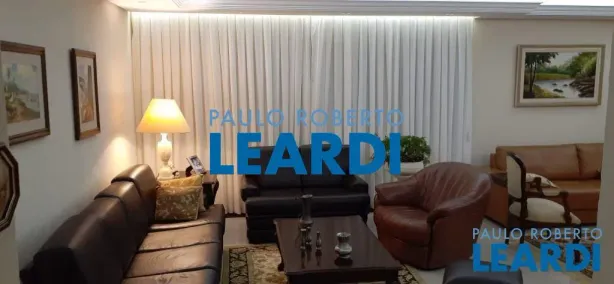 Apartamento com 3 Quartos à venda, 210m² no Santa Cecília, São Paulo