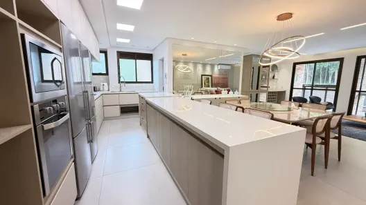 Apartamento com 4 Quartos à venda, 210m² no Itacorubi, Florianópolis