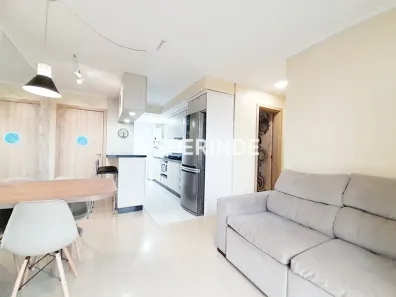 Apartamento com 2 Quartos para alugar, 55m² no Vinhedos, Caxias do Sul