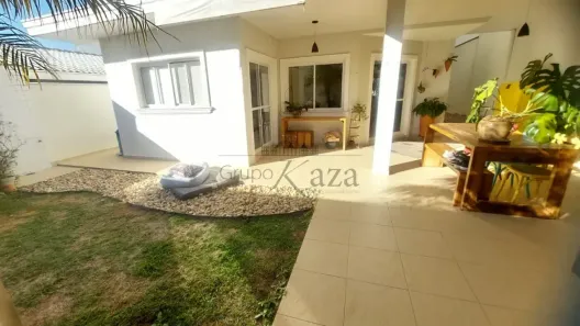 Sobrado com 4 Quartos à venda, 330m² no Urbanova V, São José dos Campos