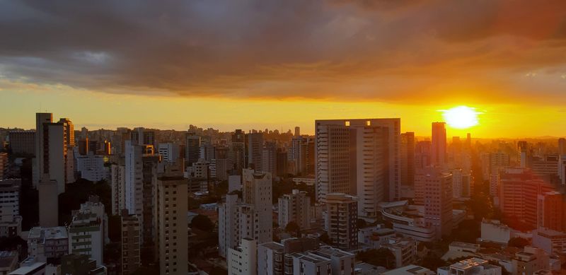 Apartamento com 4 quartos — Serra, Belo Horizonte