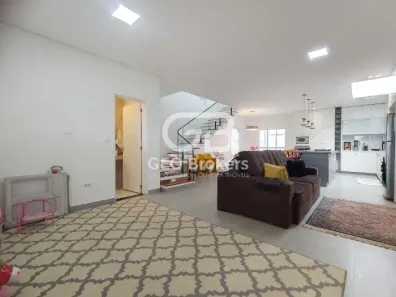 Sobrado com 3 Quartos à venda, 226m² no Jardim Jacinto, Jacareí