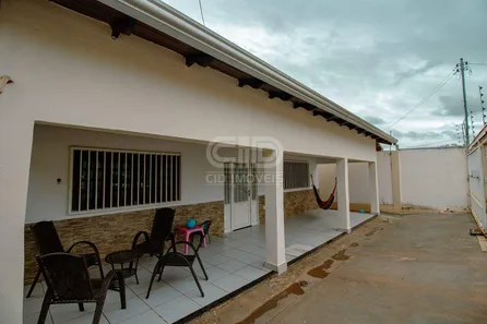 Casa com 3 Quartos à venda, 137m² no Altos do Coxipó, Cuiabá