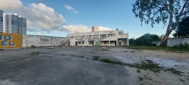 Ponto Comercial para alugar, 3500m² no Jacintinho, Maceió