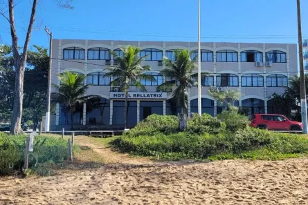 com 3 Quartos à venda, 1421m² no Praia do Pecado, Macaé