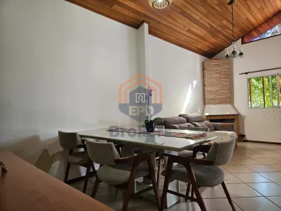 Casa de Condomínio com 3 Quartos à venda, 130m² no Chácaras Saudáveis e Encantadoras, Jundiaí