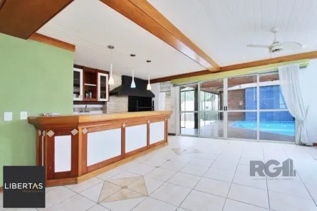 Casa com 4 Quartos à venda, 323m² no Três Figueiras, Porto Alegre