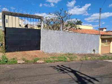 Lote/Terreno à venda, 360m² no Fundinho, Uberlândia