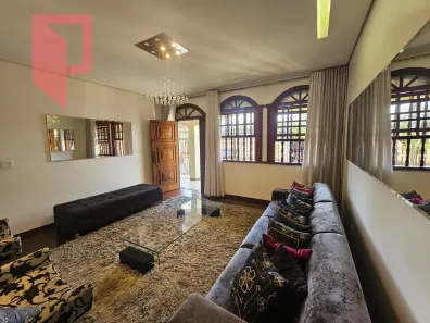 Casa com 5 Quartos à venda, 303m² no Santa Rosa, Belo Horizonte