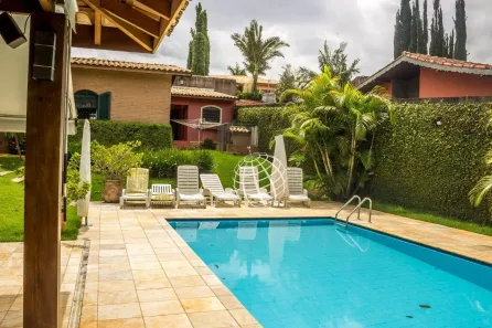 Casa com 5 Quartos à venda, 540m² no Vila Petrópolis, Atibaia