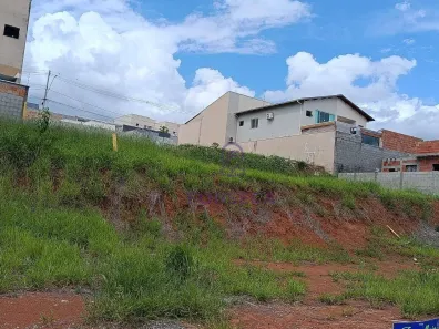 Lote/Terreno à venda, 300m² no Cidade Vergani, Pouso Alegre