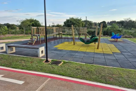 Lote/Terreno à venda, 242m² no Eplenum Tresor, São José do Rio Preto