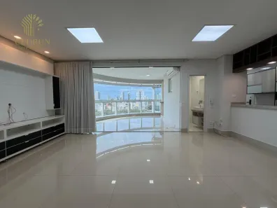 Apartamento com 3 Quartos para alugar, 138m² no Zona 07, Maringá