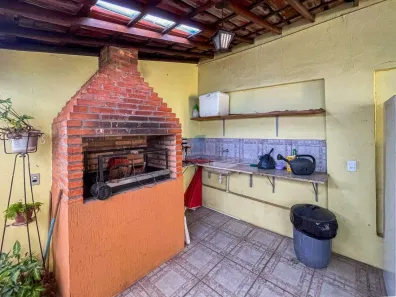 Casa com 4 Quartos à venda, 275m² no JK, Contagem