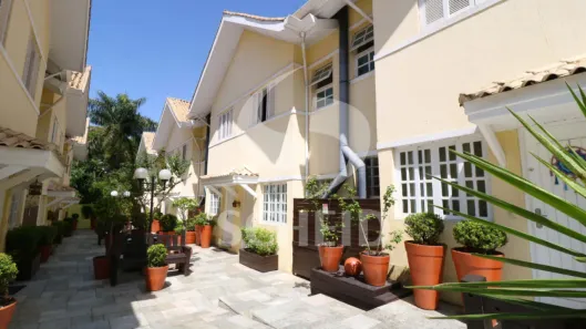 Casa de Condomínio com 3 Quartos à venda, 141m² no Jardim Monte Kemel, São Paulo