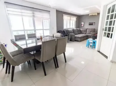 Casa de Condomínio com 3 Quartos à venda, 210m² no Vila Moraes, São Paulo