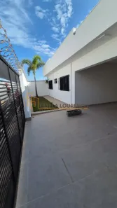 Casa com 3 Quartos para alugar, 130m² no Jardim Estoril IV, Bauru
